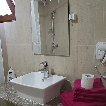 Venus-mioara 3* Venus