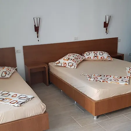 Konukevi Venus-mioara