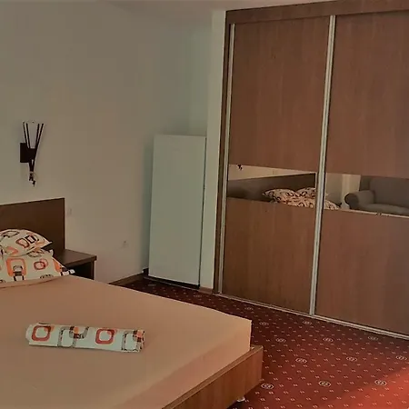 Venus-mioara 3* Venus